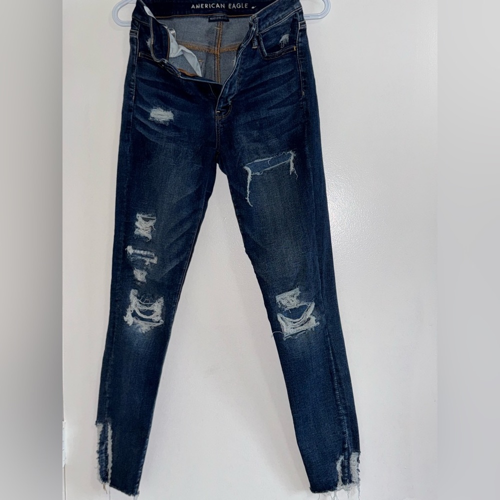 American Eagle outfitters- super high rise jegging (size 6)